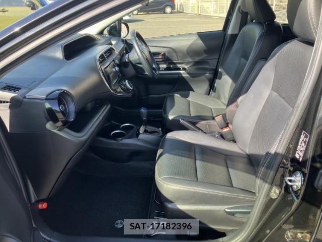 Toyota AQUA 2018-11 8547623-6