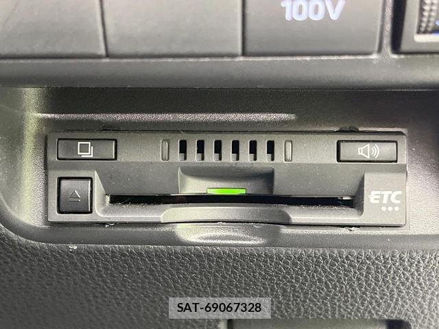 Toyota AQUA 2024-06 8547701-6