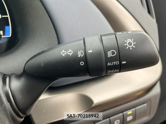 Toyota AQUA 2021-08 8547759-15