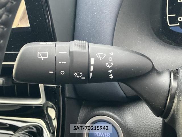 Toyota AQUA 2021-08 8547759-16