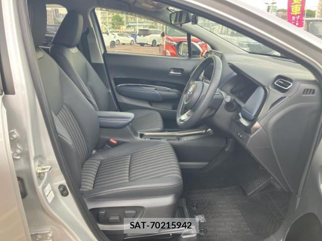 Toyota AQUA 2021-08 8547759-3