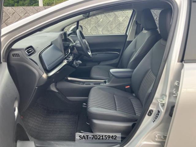 Toyota AQUA 2021-08 8547759-5