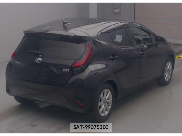 Toyota AQUA 2024-04 8548276-1