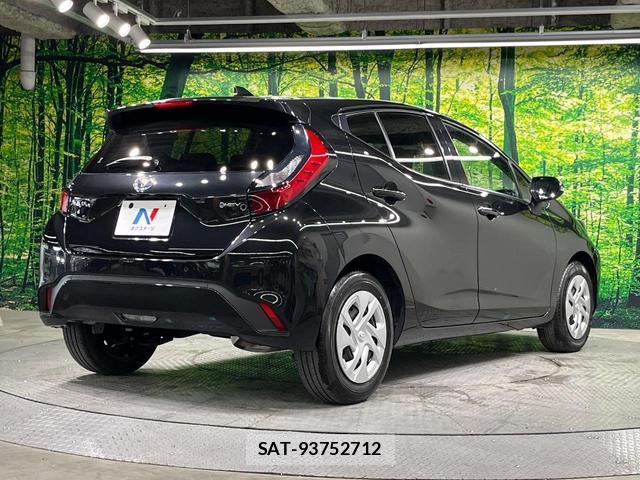 Toyota AQUA 2024-06 8548487-16