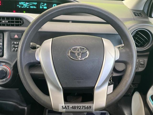 Toyota AQUA 2012-07 8548588-10