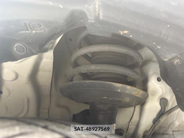 Toyota AQUA 2012-07 8548588-19