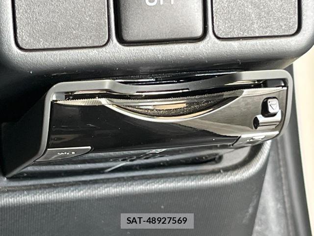 Toyota AQUA 2012-07 8548588-3