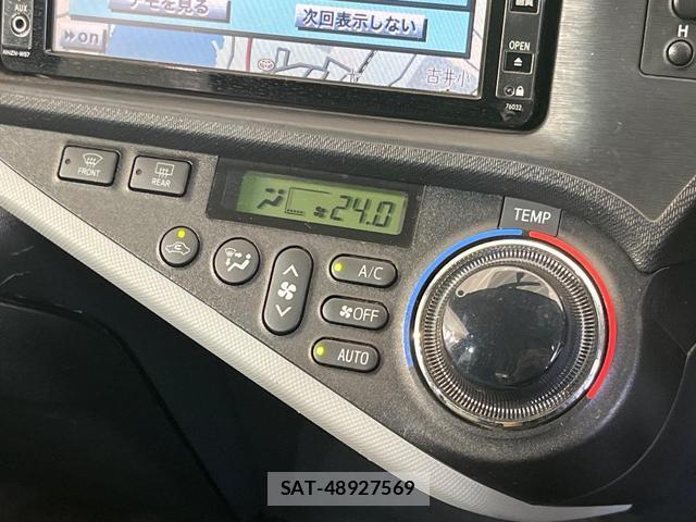 Toyota AQUA 2012-07 8548588-4