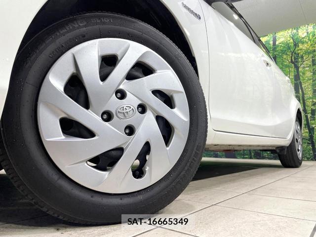Toyota AQUA 2015-07 8549046-12