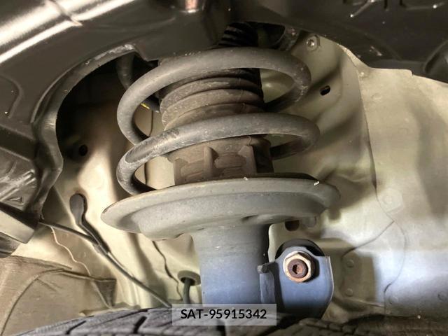 Toyota AQUA 2019-04 8549048-19