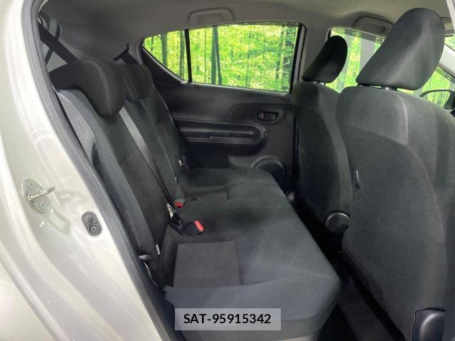 Toyota AQUA 2019-04 8549048-8