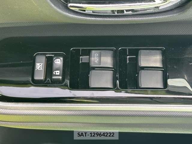 Toyota AQUA 2020-04 8549124-12