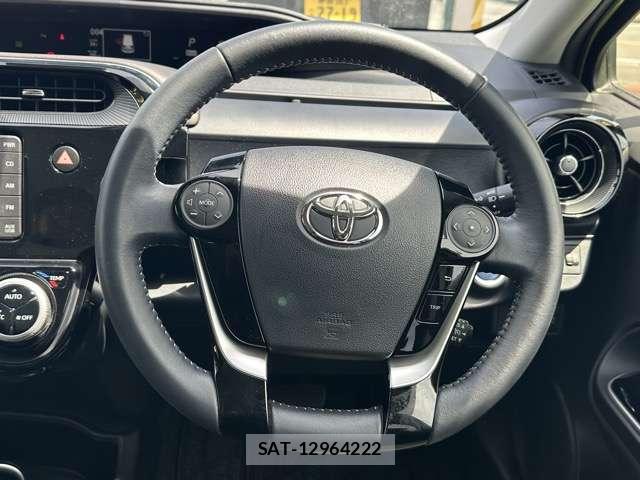 Toyota AQUA 2020-04 8549124-3