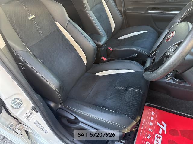 Toyota AQUA 2015-03 8549381-16