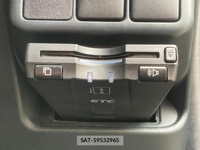 Toyota AQUA 2014-03 8549419-13