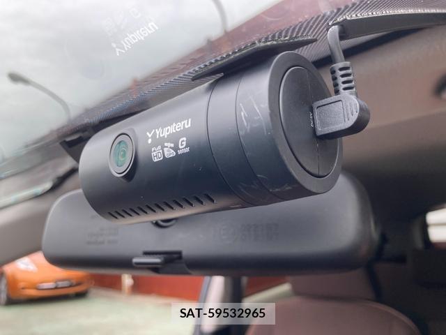 Toyota AQUA 2014-03 8549419-15