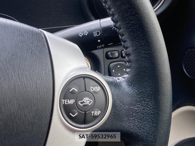 Toyota AQUA 2014-03 8549419-18