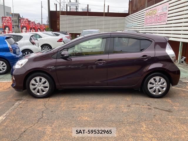 Toyota AQUA 2014-03 8549419-4