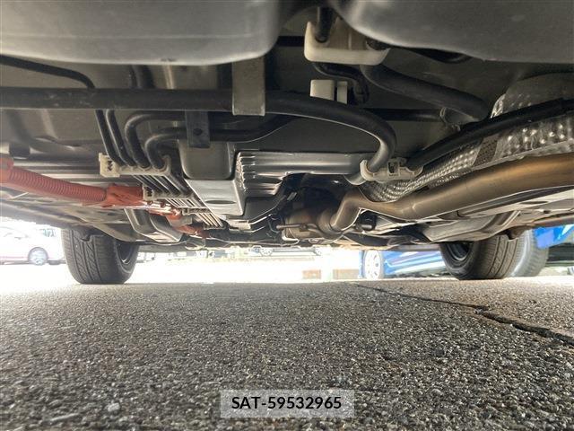Toyota AQUA 2014-03 8549419-7