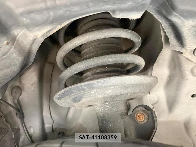 Toyota AQUA 2012-05 8549645-19