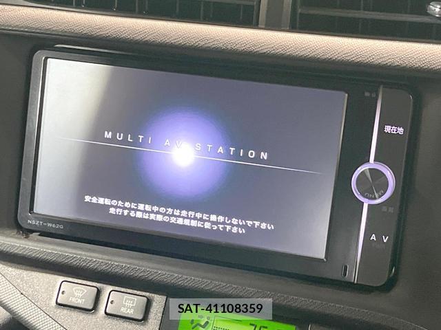 Toyota AQUA 2012-05 8549645-2