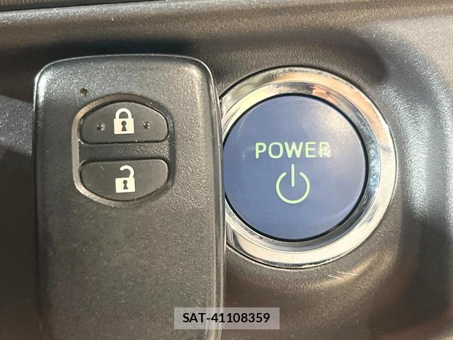 Toyota AQUA 2012-05 8549645-6