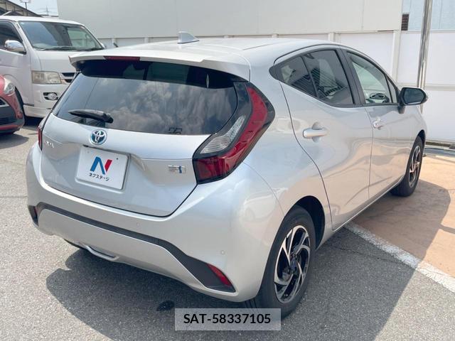 Toyota AQUA 2023-03 8549941-16
