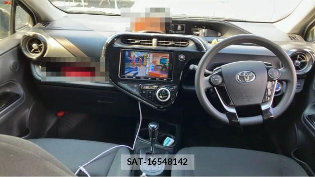 Toyota AQUA 2019-02 8550415-2
