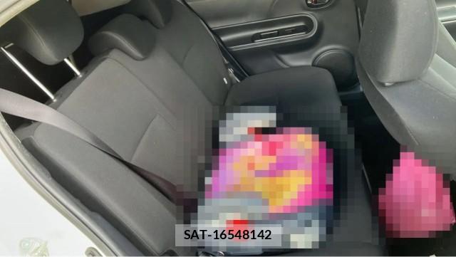 Toyota AQUA 2019-02 8550415-6