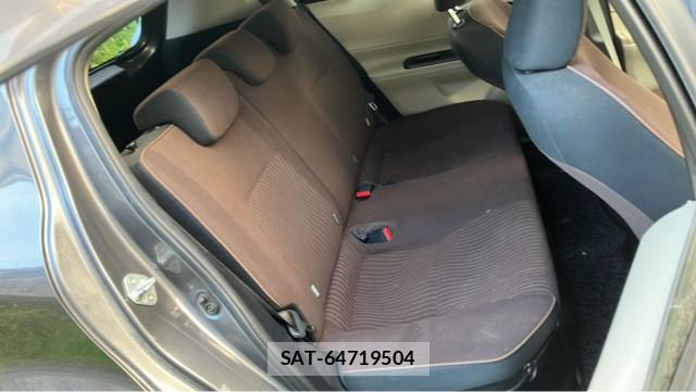 Toyota AQUA 2012-11 8550434-6