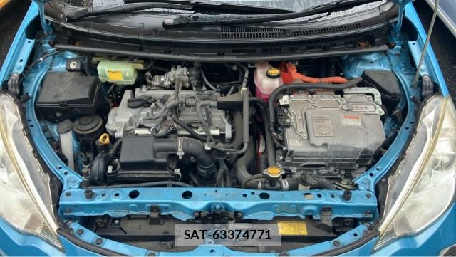 Toyota AQUA 2013-10 8550435-7