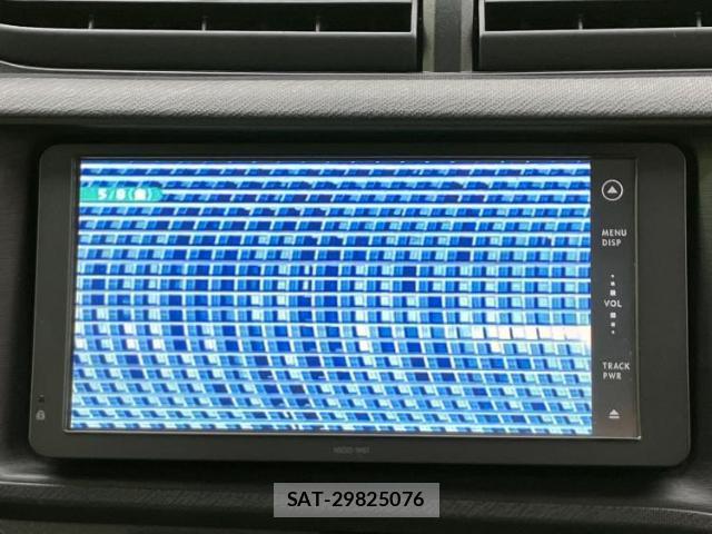 Toyota AQUA 2012-03 8550606-12