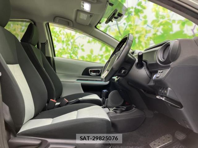 Toyota AQUA 2012-03 8550606-3
