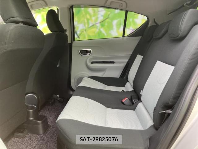 Toyota AQUA 2012-03 8550606-7