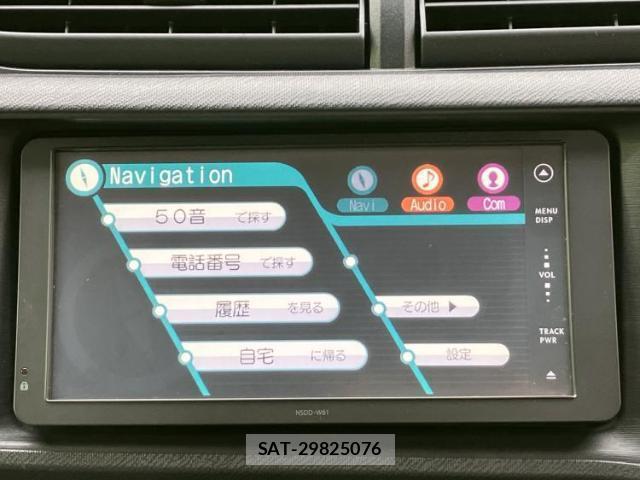 Toyota AQUA 2012-03 8550606-8