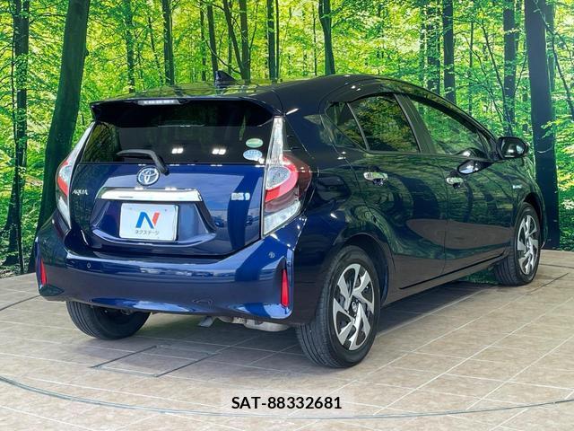 Toyota AQUA 2020-01 8550786-17