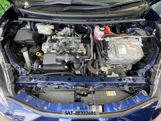 Toyota AQUA 2020-01 8550786-18