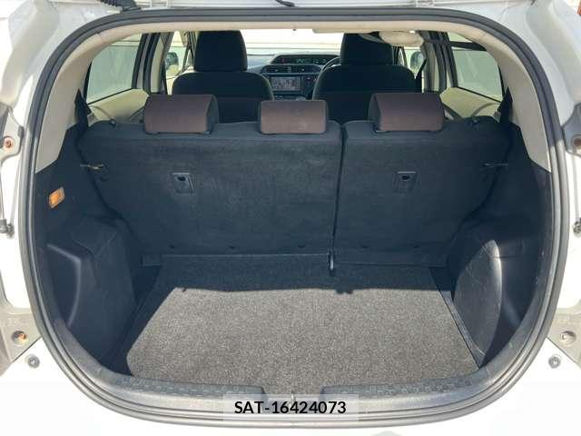 Toyota AQUA 2013-03 8551190-9