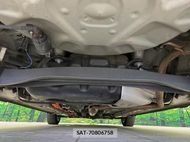 Toyota AQUA 2021-12 8551733-18