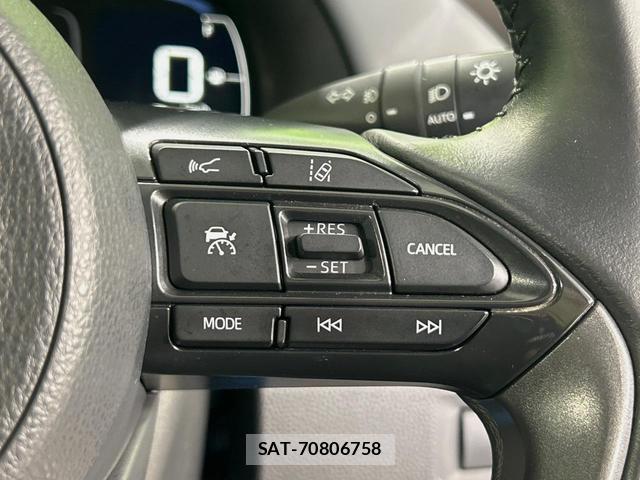 Toyota AQUA 2021-12 8551733-5