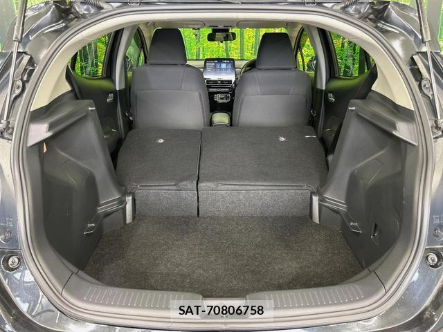 Toyota AQUA 2021-12 8551733-9