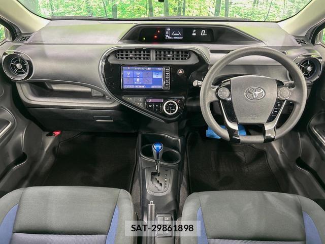 Toyota AQUA 2017-09 8551735-1