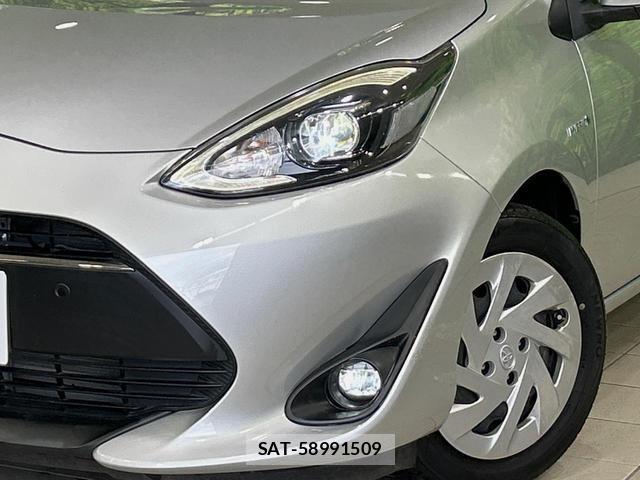 Toyota AQUA 2018-01 8551739-11