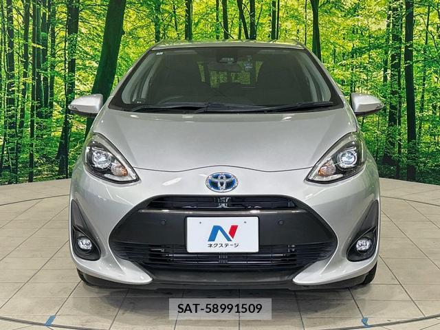 Toyota AQUA 2018-01 8551739-13