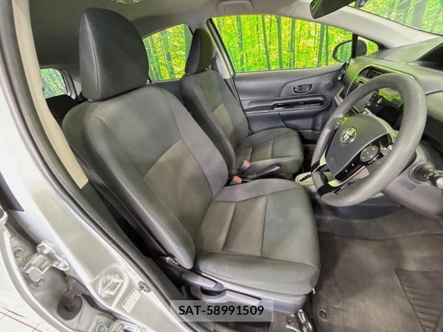 Toyota AQUA 2018-01 8551739-7