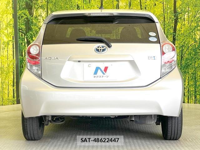 Toyota AQUA 2012-01 8551747-14