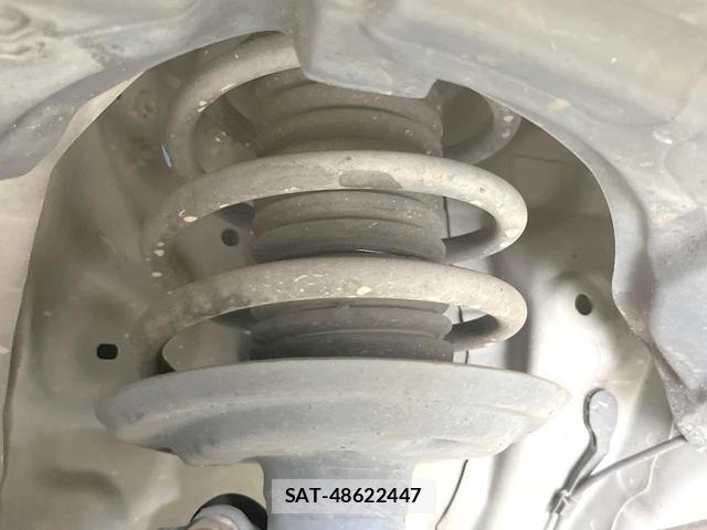 Toyota AQUA 2012-01 8551747-19
