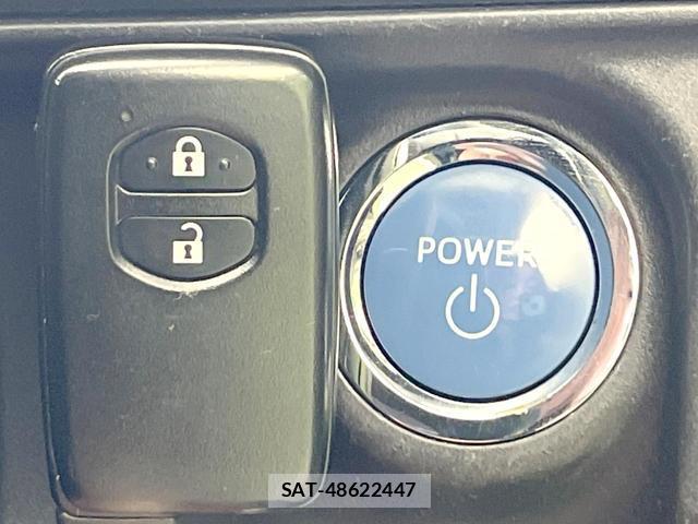 Toyota AQUA 2012-01 8551747-4