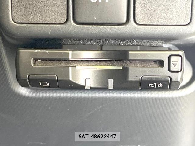 Toyota AQUA 2012-01 8551747-5