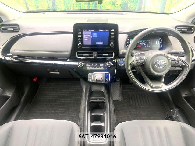 Toyota AQUA 2022-06 8551784-1